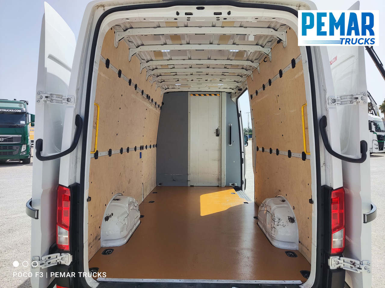 Fourgon utilitaire VOLKSWAGEN CRAFTER 2.0 FURGON L4 H3 EURO 6 140 CV: photos 15