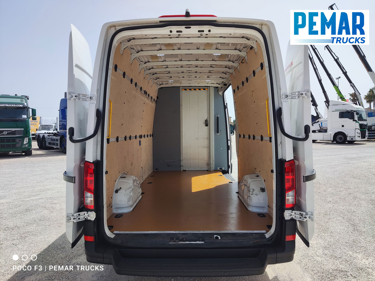 Fourgon utilitaire VOLKSWAGEN CRAFTER 2.0 FURGON L4 H3 EURO 6 140 CV: photos 13
