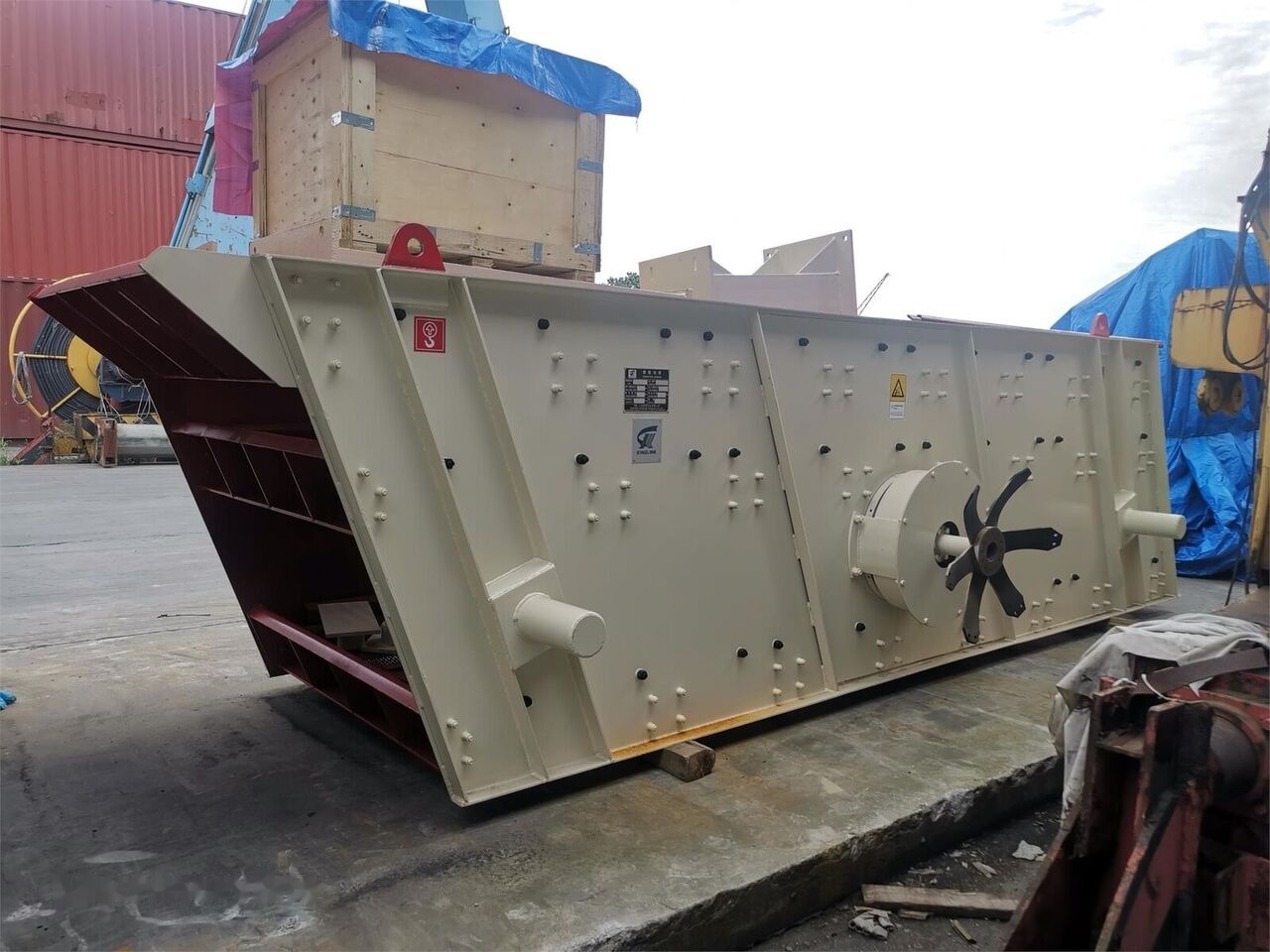 Kinglink 3YK1548 Vibrating Grizzly Screen | 100TPH - Crible: photos 5 Kinglink 3YK1548 Vibrating Grizzly Screen | 100TPH - Crible: photos 5