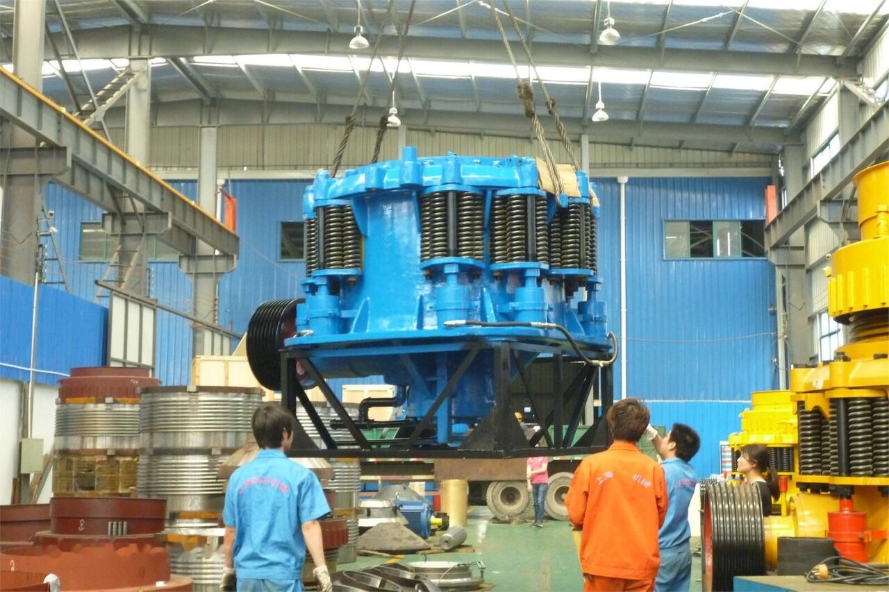 Kinglink KLF1300 4.25ft Aggregates Symons Cone Crusher - Concasseur à cône: photos 2 Kinglink KLF1300 4.25ft Aggregates Symons Cone Crusher - Concasseur à cône: photos 2