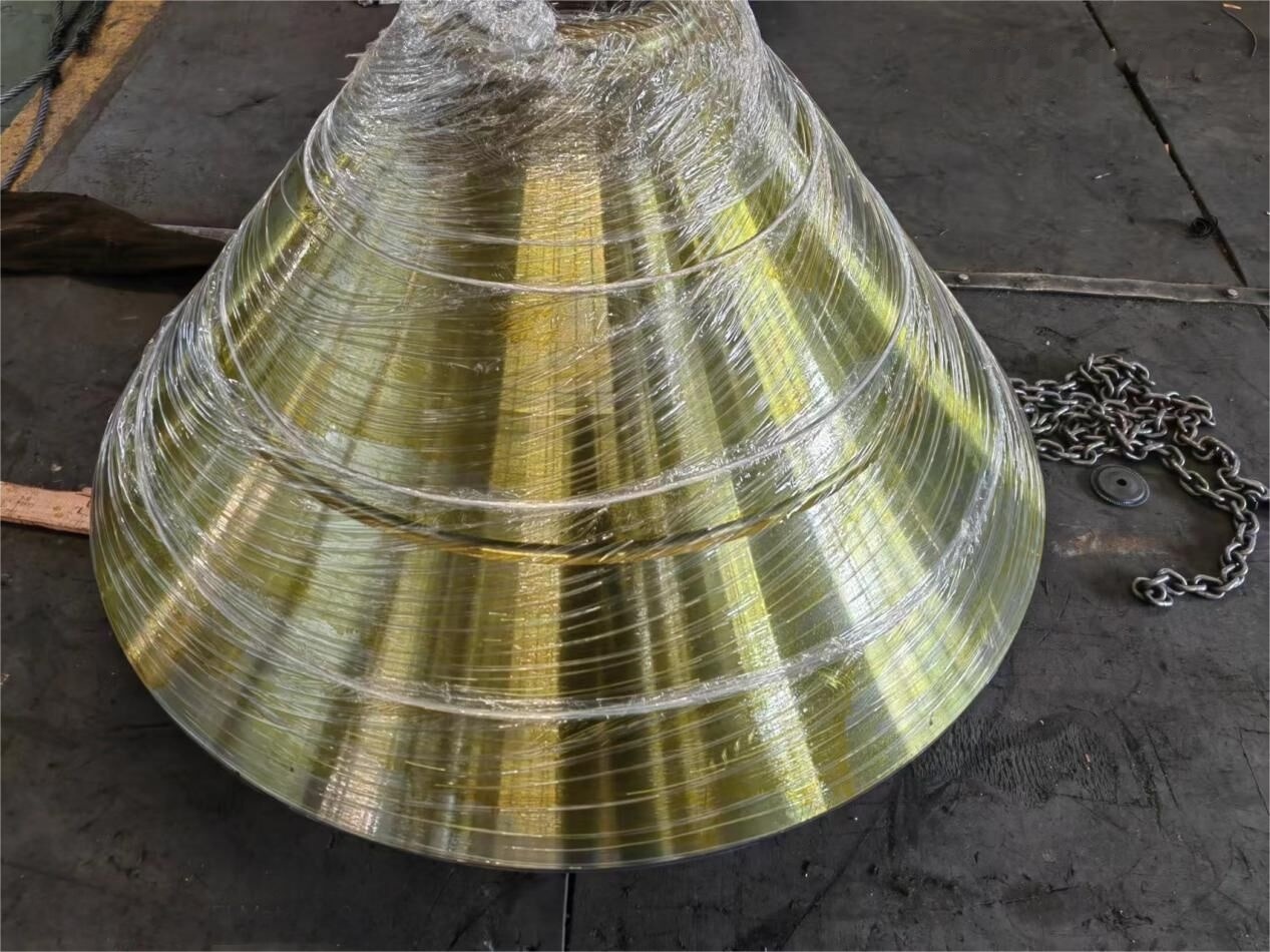 Metso Head for Metso HP400 Cone Crusher | Crusher spare parts - Concasseur à cône: photos 1 Metso Head for Metso HP400 Cone Crusher | Crusher spare parts - Concasseur à cône: photos 1