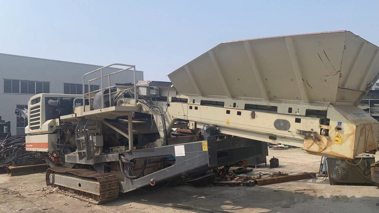 Metso LT200HP Mobile Cone Crusher - Concasseur mobile: photos 1 Metso LT200HP Mobile Cone Crusher - Concasseur mobile: photos 1