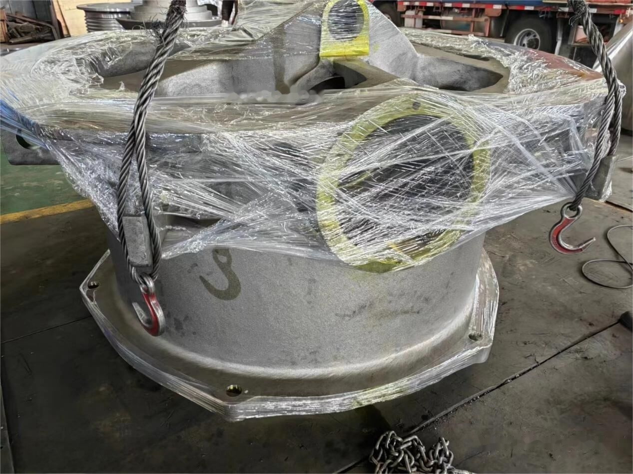 Metso Main Frame for Metso HP300 Cone Crusher - Concasseur à cône: photos 1 Metso Main Frame for Metso HP300 Cone Crusher - Concasseur à cône: photos 1