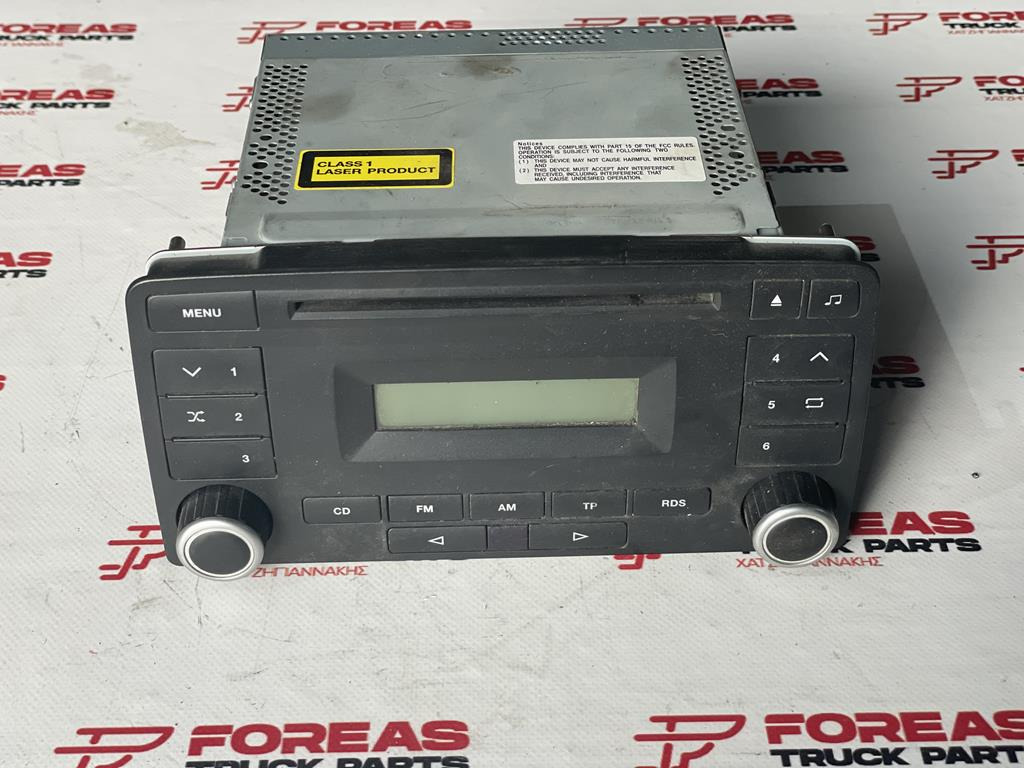 BOSCH RADIO FOR MAN - 81.28101-6182 - Cabine et intérieur pour Camion: photos 1 BOSCH RADIO FOR MAN - 81.28101-6182 - Cabine et intérieur pour Camion: photos 1