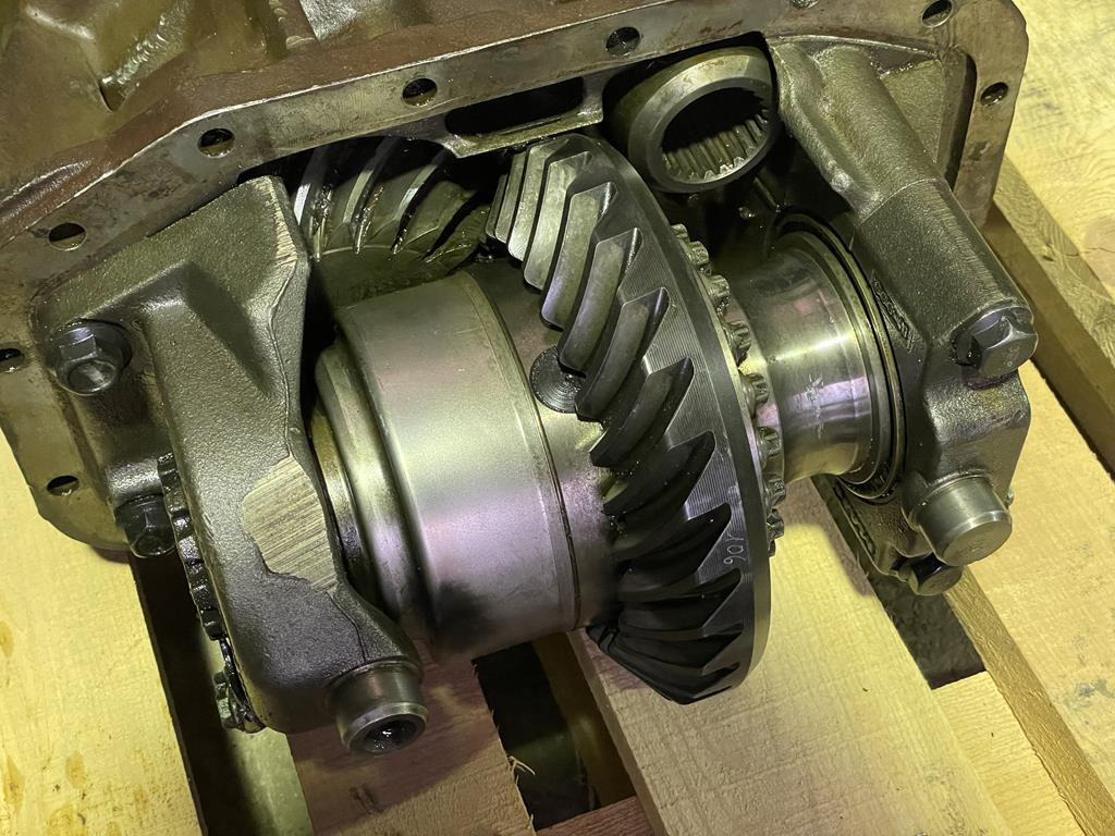 MAN WITH RATIO 21:28 - Différentiel pour Camion: photos 1 MAN WITH RATIO 21:28 - Différentiel pour Camion: photos 1