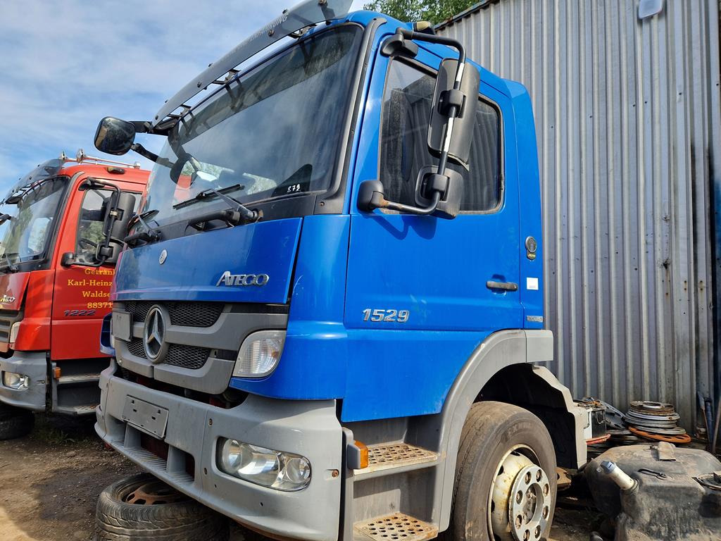 Cabine pour Camion MERCEDES-BENZ ATEGO 3: photos 7