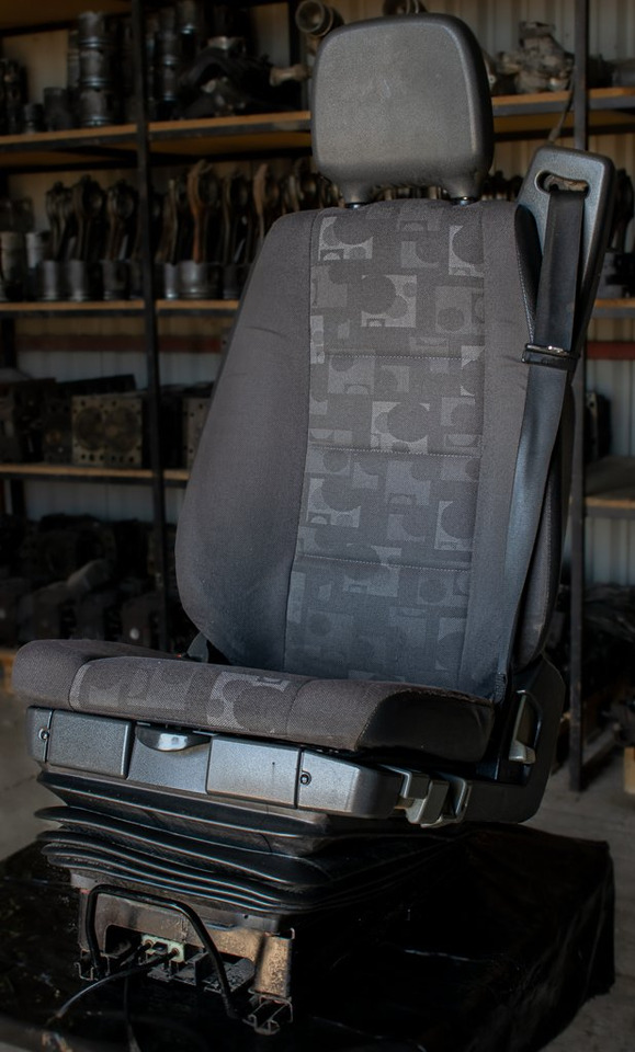 MERCEDES-BENZ ATEGO II AIR DRIVER SEAT - Siège pour Camion: photos 2 MERCEDES-BENZ ATEGO II AIR DRIVER SEAT - Siège pour Camion: photos 2