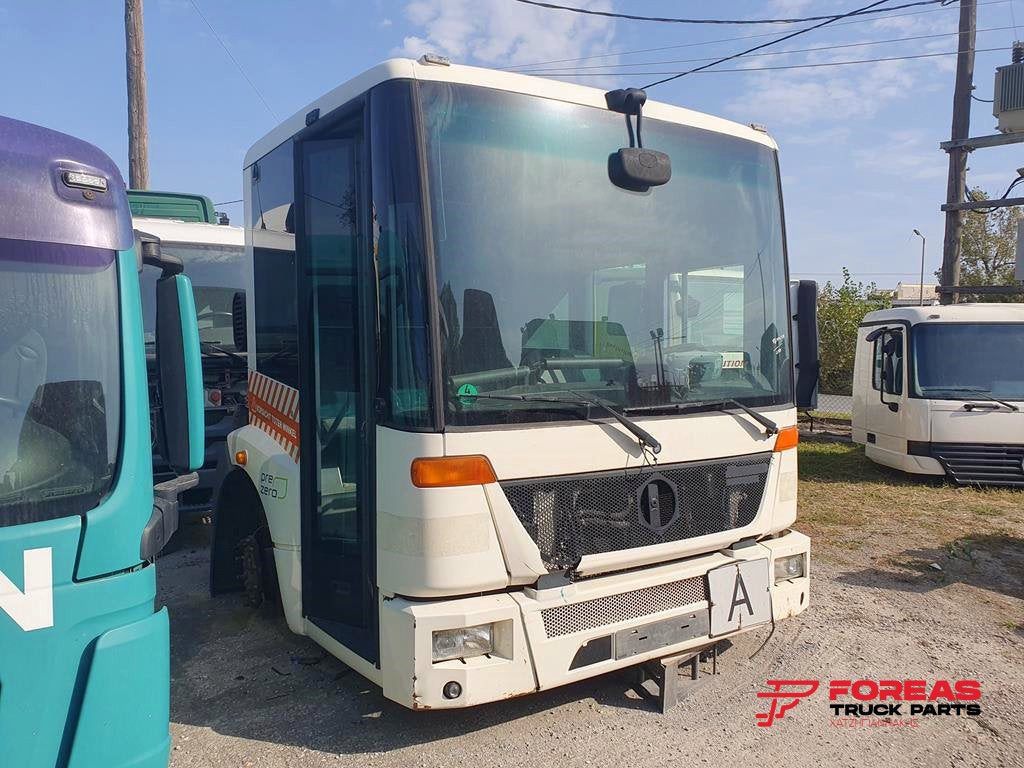 MERCEDES-BENZ ECONIC 2633 - Cabine pour Camion: photos 2 MERCEDES-BENZ ECONIC 2633 - Cabine pour Camion: photos 2