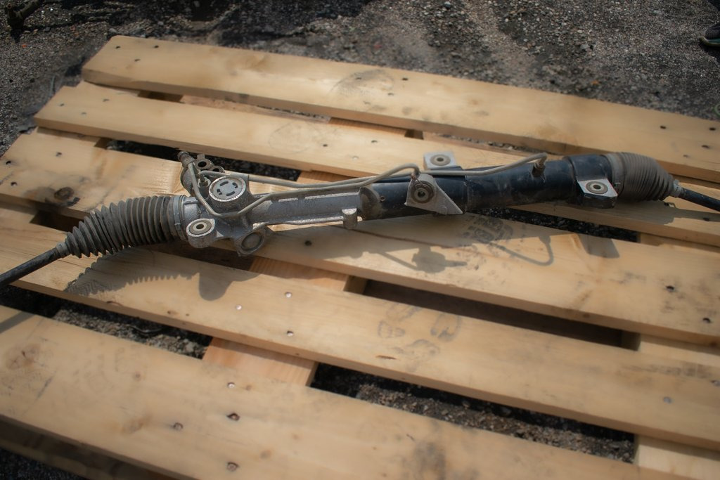 MERCEDES-BENZ VITO 638 - Boîtier de direction pour Camion: photos 2 MERCEDES-BENZ VITO 638 - Boîtier de direction pour Camion: photos 2