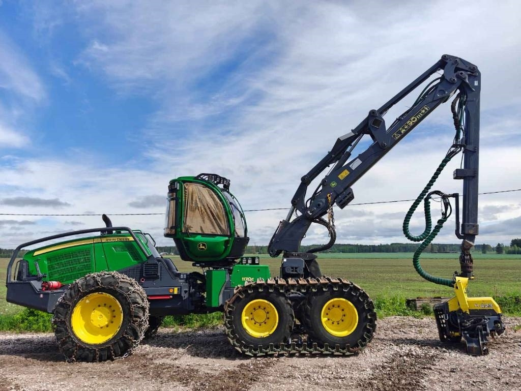 John Deere 1170 G - Abatteuse: photos 2 John Deere 1170 G - Abatteuse: photos 2