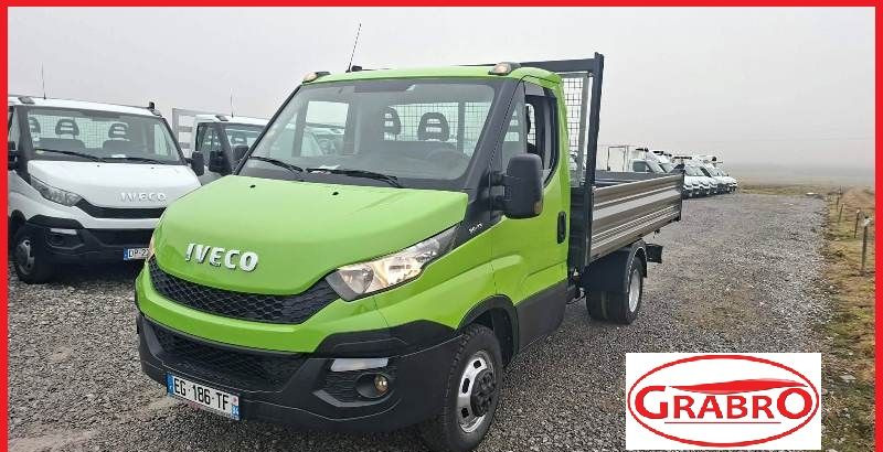 Iveco 35C13, 35C14, 35C15 - Utilitaire benne: photos 1 Iveco 35C13, 35C14, 35C15 - Utilitaire benne: photos 1