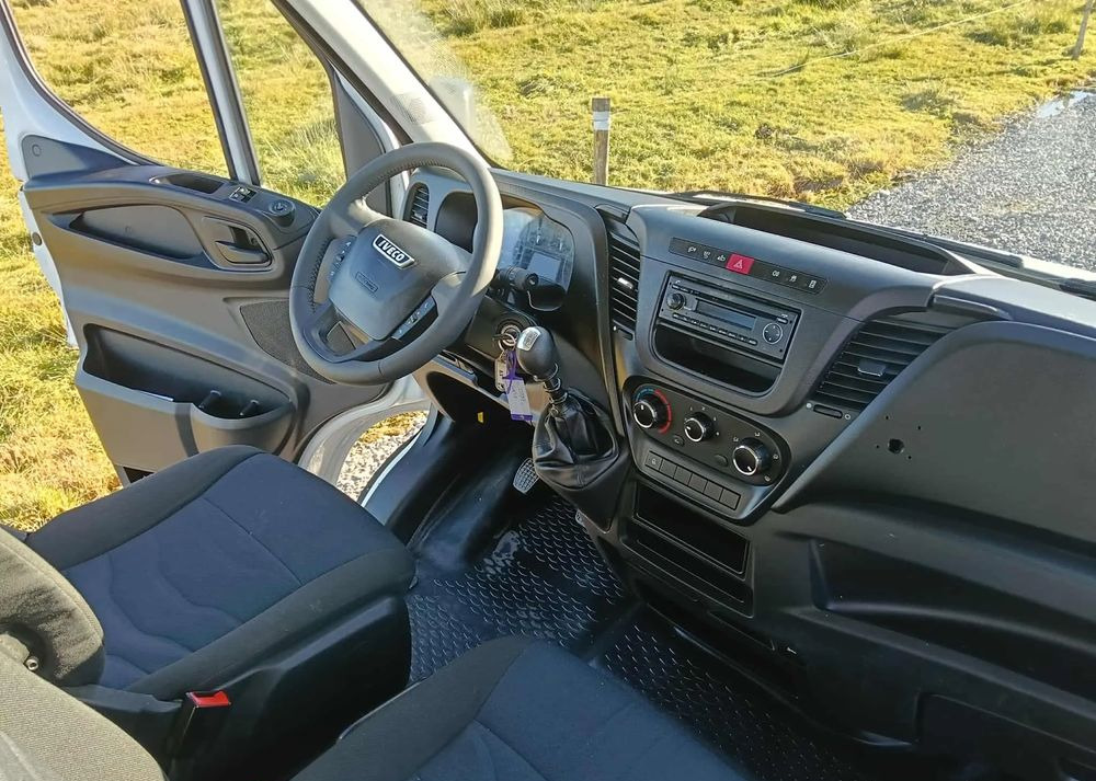 Iveco DAILY 35C13, 35C13, 35C15 - Utilitaire benne: photos 3 Iveco DAILY 35C13, 35C13, 35C15 - Utilitaire benne: photos 3