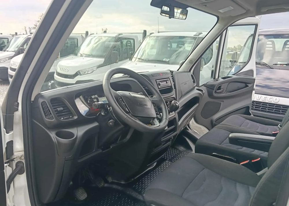 Iveco DAILY 35C14, 35C13, 35C12, 35C15 - Utilitaire benne: photos 3 Iveco DAILY 35C14, 35C13, 35C12, 35C15 - Utilitaire benne: photos 3