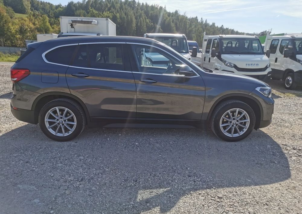 BMW X1 sDrive16d - Voiture: photos 4 BMW X1 sDrive16d - Voiture: photos 4