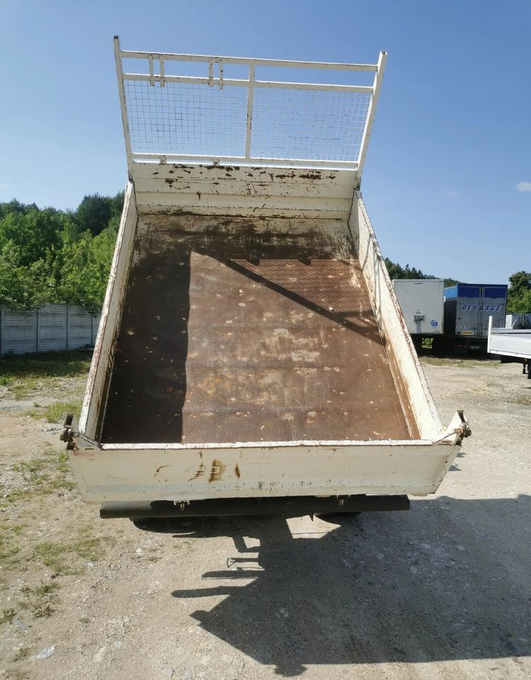 Iveco Daily 35C11 Kiper wywrotka Hak Bliźniak sprowadzony - Utilitaire benne: photos 4 Iveco Daily 35C11 Kiper wywrotka Hak Bliźniak sprowadzony - Utilitaire benne: photos 4