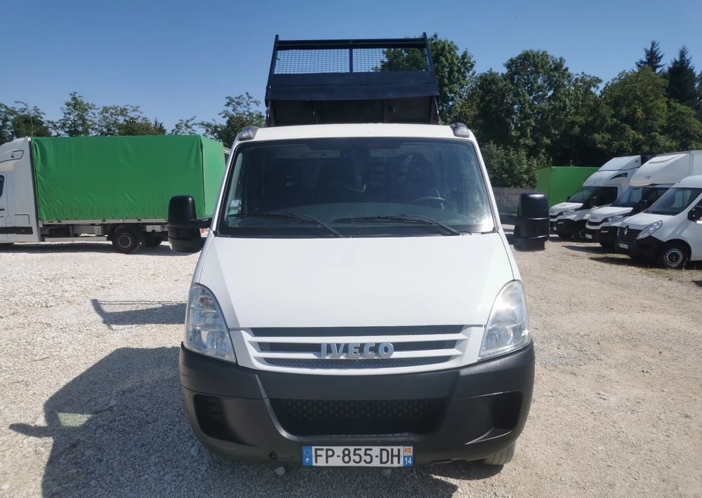 Iveco Daily 35C12 Brygadówka wywrotka Dubel hak kiper doka 35C13 - Utilitaire benne: photos 2 Iveco Daily 35C12 Brygadówka wywrotka Dubel hak kiper doka 35C13 - Utilitaire benne: photos 2