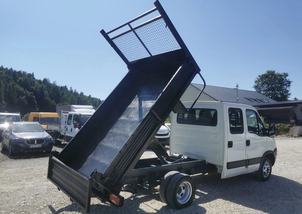 Iveco Daily 35C12 Brygadówka wywrotka Dubel hak kiper doka 35C13 - Utilitaire benne: photos 5 Iveco Daily 35C12 Brygadówka wywrotka Dubel hak kiper doka 35C13 - Utilitaire benne: photos 5