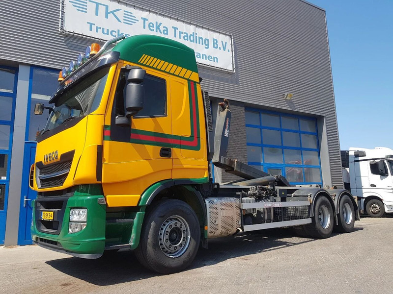 Iveco Stralis 460 AS260Y Haakarm 217.000 KM - Camion ampliroll: photos 1 Iveco Stralis 460 AS260Y Haakarm 217.000 KM - Camion ampliroll: photos 1