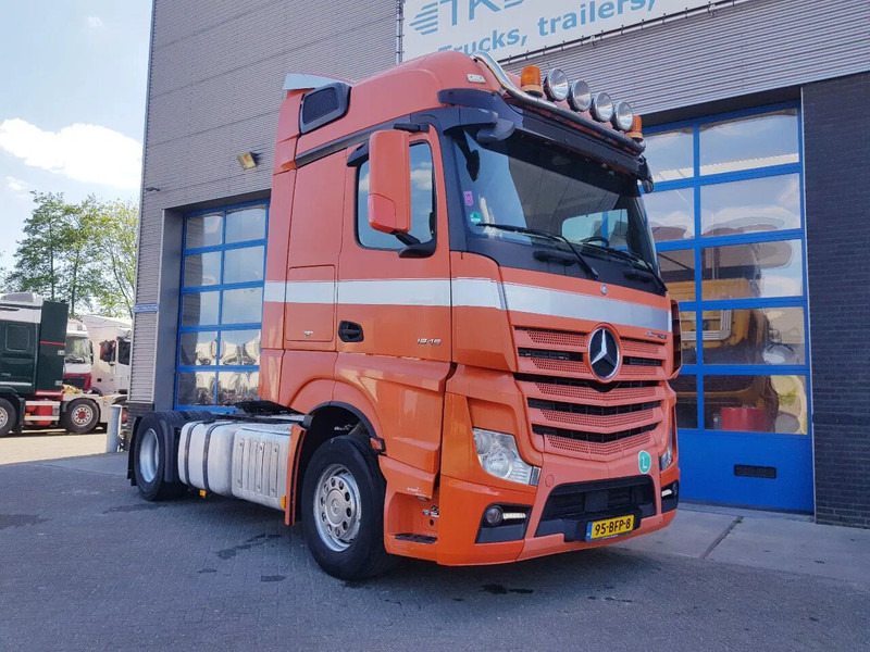 Mercedes-Benz Actros 1945 Double Tank New Apk TÜV - Tracteur routier: photos 5 Mercedes-Benz Actros 1945 Double Tank New Apk TÜV - Tracteur routier: photos 5