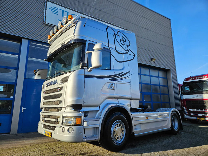 Scania R520 V8 King of the Road Retarder Double tank Apk 6-26 - Tracteur routier: photos 1 Scania R520 V8 King of the Road Retarder Double tank Apk 6-26 - Tracteur routier: photos 1