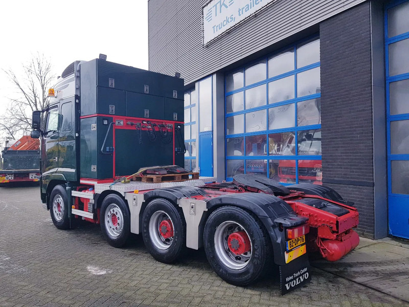 Volvo FH 16.700 8x4 140 ton Retarder - Tracteur routier: photos 4 Volvo FH 16.700 8x4 140 ton Retarder - Tracteur routier: photos 4
