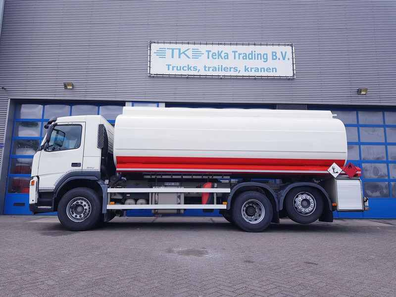 Volvo FM 9.340 Fuel 21.400 Liter 3 Comp Euro 3 - Camion citerne: photos 3 Volvo FM 9.340 Fuel 21.400 Liter 3 Comp Euro 3 - Camion citerne: photos 3