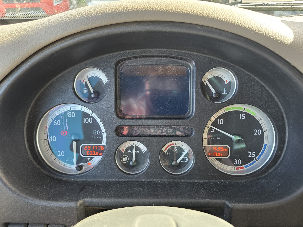 DAF CF 360 MACHINE TRANSPORTER SPECIAL PRICE ONLY THIS YEAR - Camion porte-voitures: photos 5 DAF CF 360 MACHINE TRANSPORTER SPECIAL PRICE ONLY THIS YEAR - Camion porte-voitures: photos 5