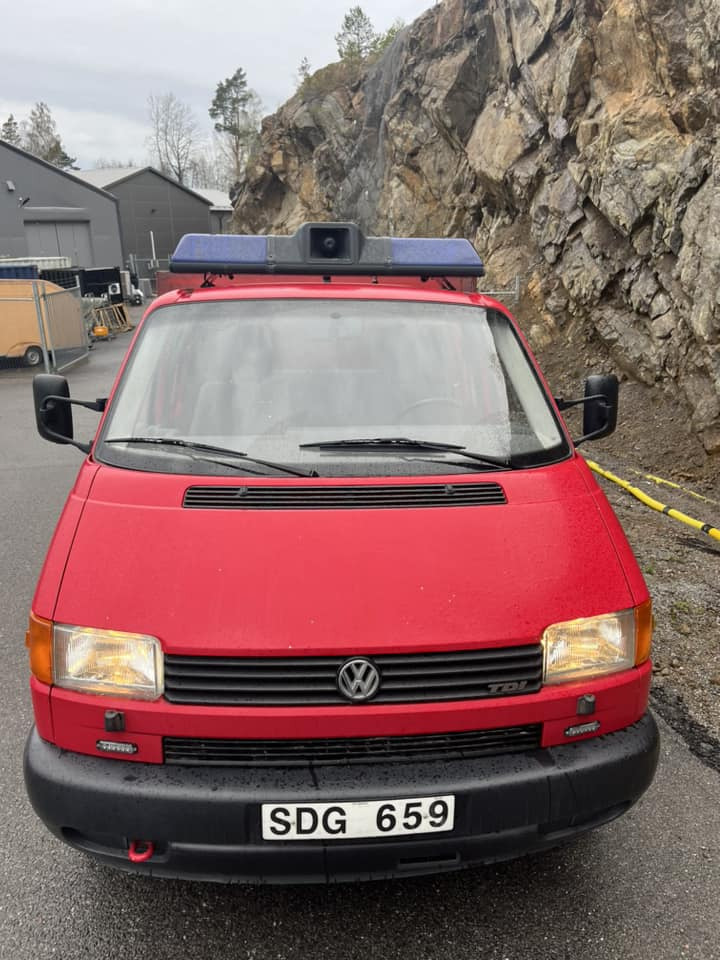 Crédit-bail de VOLKSWAGEN Transporter 2,5 TDI Syncro 4x4 VOLKSWAGEN Transporter 2,5 TDI Syncro 4x4: photos 7
