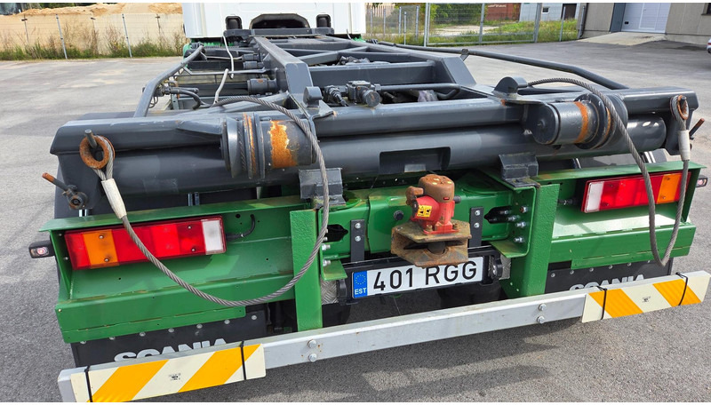 Scania P94 4X2 220 - Camion - système de câble: photos 5 Scania P94 4X2 220 - Camion - système de câble: photos 5