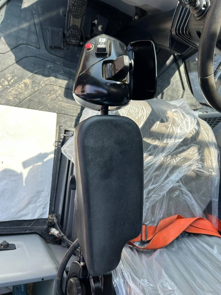 Chargeuse sur pneus Doosan DL 420-7 (CDC): photos 17