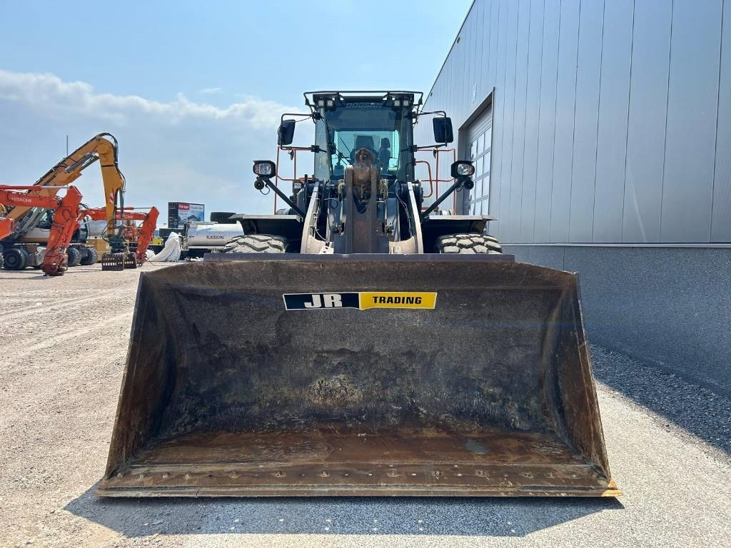 Crédit-bail de Doosan DL 420-7 (CDC)  Doosan DL 420-7 (CDC): photos 8