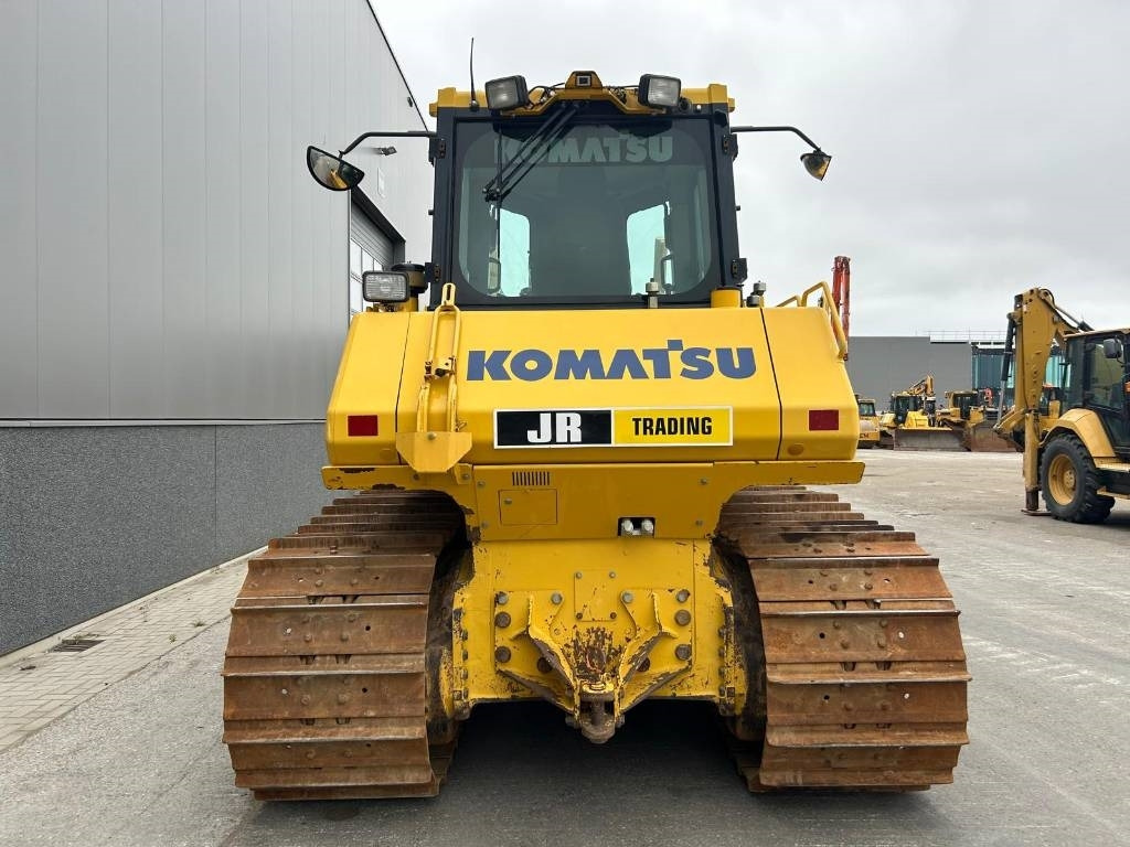 Komatsu D 65 WX-18  - Bulldozer: photos 4 Komatsu D 65 WX-18  - Bulldozer: photos 4