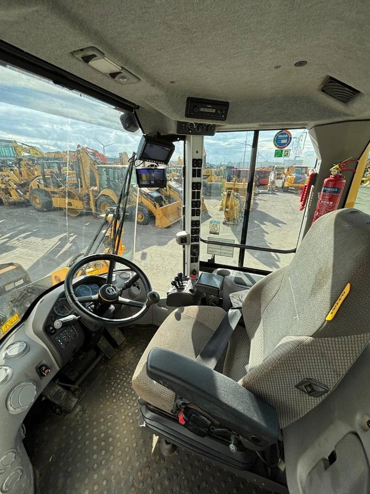 Volvo L 90 H (Under Preparation)  - Chargeuse sur pneus: photos 5 Volvo L 90 H (Under Preparation)  - Chargeuse sur pneus: photos 5