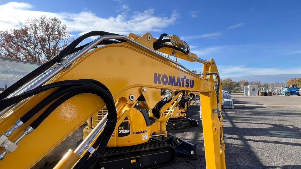 Komatsu PC30 MR-5 - Mini pelle: photos 5 Komatsu PC30 MR-5 - Mini pelle: photos 5