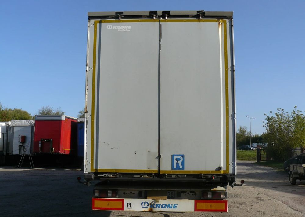 Krone SD - Camion à rideaux coulissants: photos 5 Krone SD - Camion à rideaux coulissants: photos 5