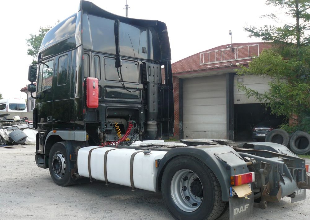 DAF XF105 460 - Tracteur routier: photos 4 DAF XF105 460 - Tracteur routier: photos 4