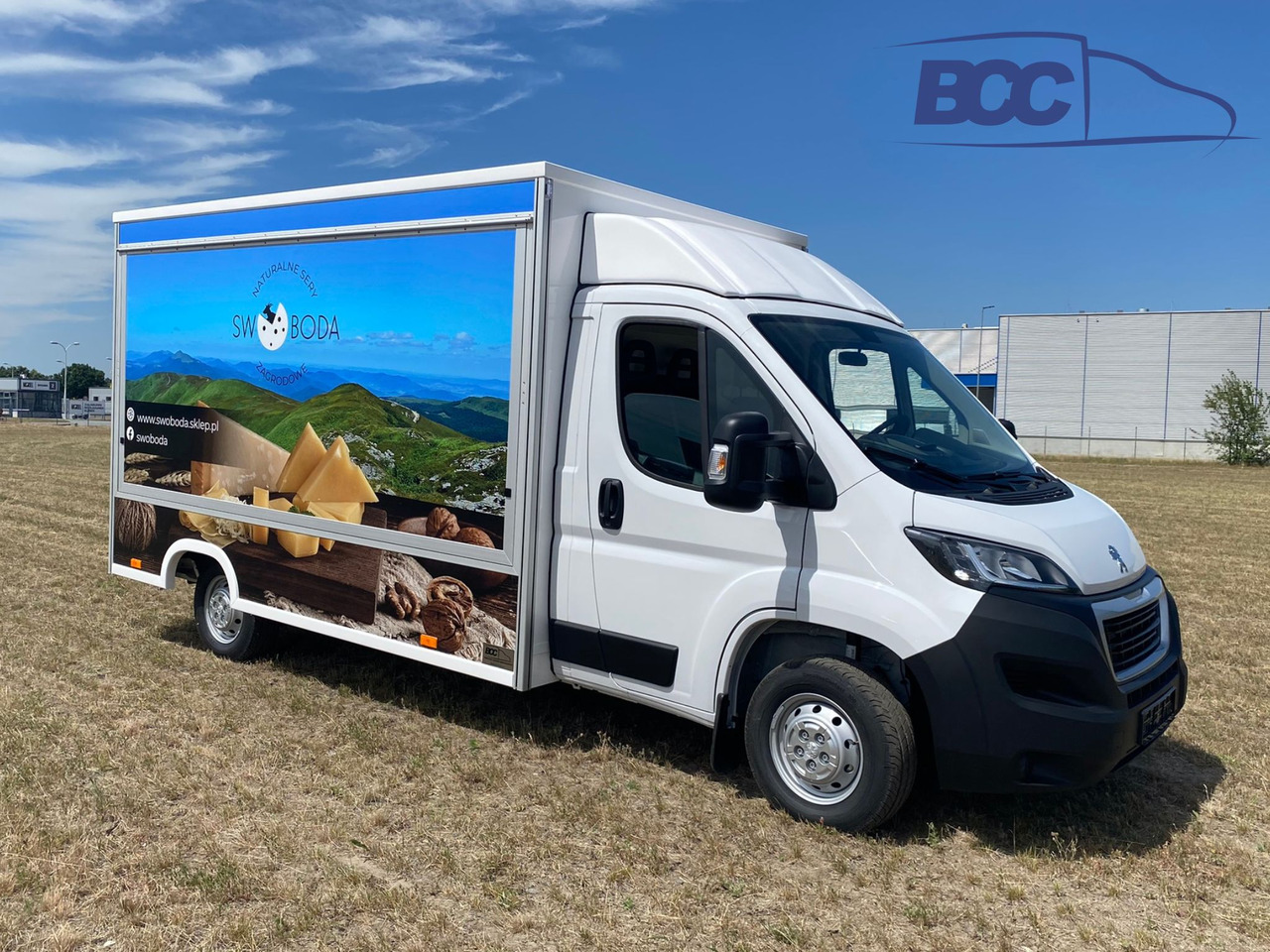 BCC POLSKA - FOOD TRUCK - SAMOCHÓD DO SPRZEDAŻY SERÓW, FOOD TRUCK Z NABIAŁEM, AUTO SKLEP - PEUGEOT BOXER - Camion magasin: photos 1 BCC POLSKA - FOOD TRUCK - SAMOCHÓD DO SPRZEDAŻY SERÓW, FOOD TRUCK Z NABIAŁEM, AUTO SKLEP - PEUGEOT BOXER - Camion magasin: photos 1