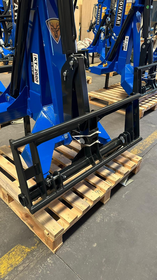 Novatar Tractor Rear Loader - Tracteur agricole: photos 4 Novatar Tractor Rear Loader - Tracteur agricole: photos 4