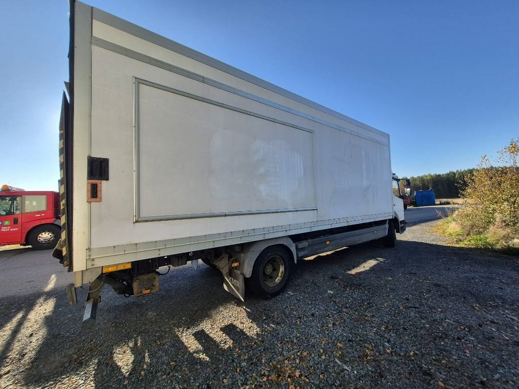 Mercedes-Benz Atego 1223 umpikori+pl nostin  - Camion fourgon: photos 3 Mercedes-Benz Atego 1223 umpikori+pl nostin  - Camion fourgon: photos 3