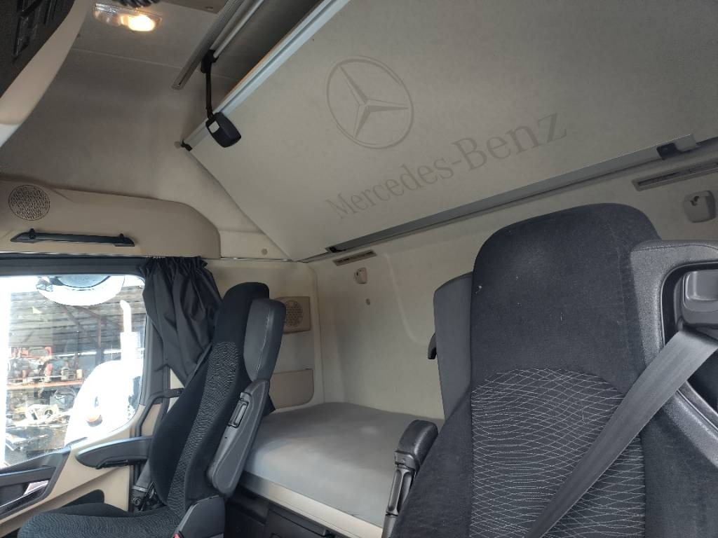 Tracteur routier Mercedes-Benz Actros 1848 mega veturi: photos 7