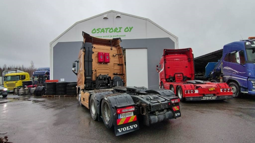 Volvo FH13 6x2 täysilmaveturi - Tracteur routier: photos 5 Volvo FH13 6x2 täysilmaveturi - Tracteur routier: photos 5