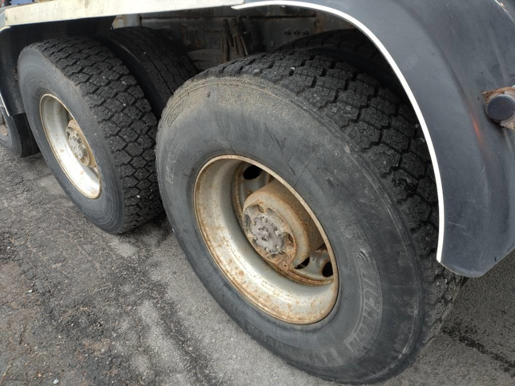 Camion malaxeur Volvo FM13 10*4 betoniauto,ränni: photos 11