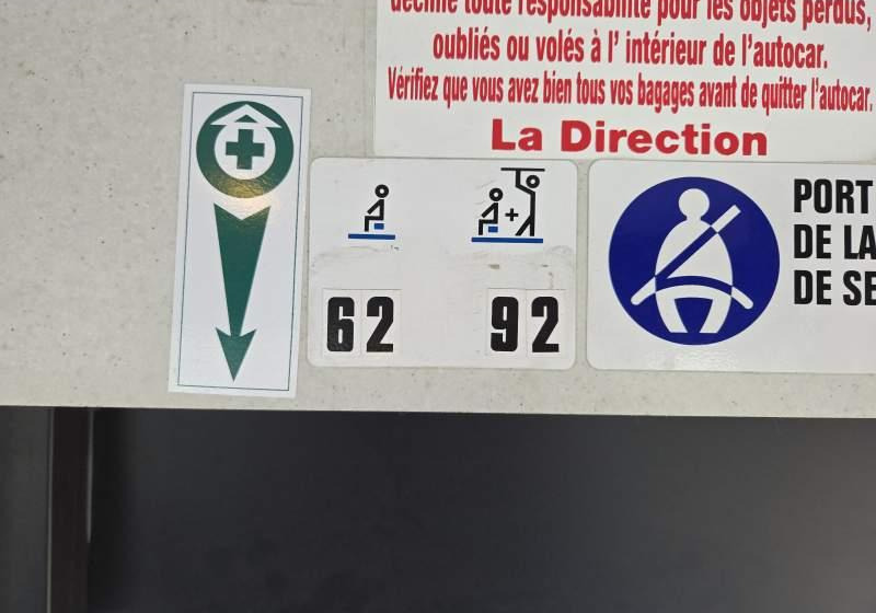 Irisbus AXER / SPROWADZONY/ 62 MIEJSCA + 30 STOJĄCYCH - Bus interurbain: photos 2 Irisbus AXER / SPROWADZONY/ 62 MIEJSCA + 30 STOJĄCYCH - Bus interurbain: photos 2