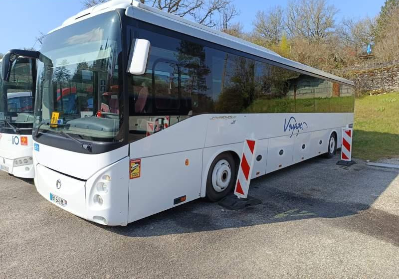 Irisbus EVADYS H / SPROWADZONY/ MANUAL / 272 000 KM - Bus interurbain: photos 1 Irisbus EVADYS H / SPROWADZONY/ MANUAL / 272 000 KM - Bus interurbain: photos 1