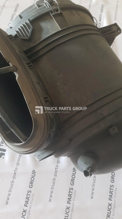 IVECO IVECO STRALIS EURO6 air filter housing, air intake unit, filter element 5801275395, 12361215283. - Filtre à air pour Camion: photos 3 IVECO IVECO STRALIS EURO6 air filter housing, air intake unit, filter element 5801275395, 12361215283. - Filtre à air pour Camion: photos 3