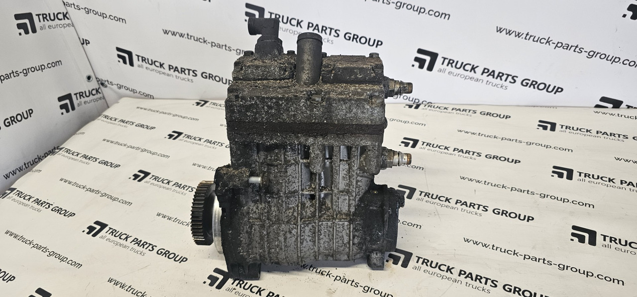 Mercedes Benz Actros MP4, EURO 5, EURO 6 air compressor, VOITH, OM471LA, OM470LA, 4711304215, 4711303415, 4711304015, 4711303215, 0011309315, 0009763548, 4711304215, 4711304015, 4711303215, 0011309315 - Compresseur pour Camion: photos 1 Mercedes Benz Actros MP4, EURO 5, EURO 6 air compressor, VOITH, OM471LA, OM470LA, 4711304215, 4711303415, 4711304015, 4711303215, 0011309315, 0009763548, 4711304215, 4711304015, 4711303215, 0011309315 - Compresseur pour Camion: photos 1