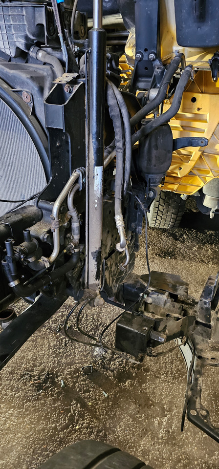 MAN MAN TGX / TGS EURO6 emission cab tilting, cab suspension, cab lift system. lift cylinder, lifting hydraulic pump 81417156015, 81417156016, 85962100019, 81962100609, 81417226069, 81417226053, 814172260 - Pièces de rechange pour Camion: photos 1 MAN MAN TGX / TGS EURO6 emission cab tilting, cab suspension, cab lift system. lift cylinder, lifting hydraulic pump 81417156015, 81417156016, 85962100019, 81962100609, 81417226069, 81417226053, 814172260 - Pièces de rechange pour Camion: photos 1