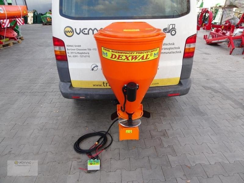 Dexwal Salt Drog 100 Liter Streuer ATV Radlader PKW Elektro NEU - Epandeur de sable: photos 2 Dexwal Salt Drog 100 Liter Streuer ATV Radlader PKW Elektro NEU - Epandeur de sable: photos 2