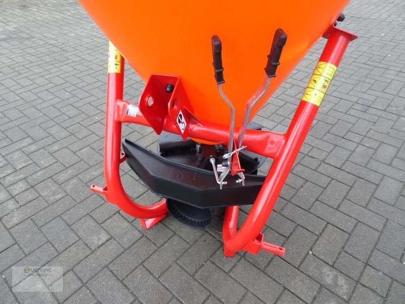 Dexwal Salzstreuer Düngerstreuer Streuer Trichterstreuer 400 Liter - Epandeur de sable: photos 5 Dexwal Salzstreuer Düngerstreuer Streuer Trichterstreuer 400 Liter - Epandeur de sable: photos 5