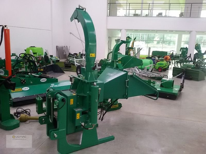 Geo Eco30 Holzhäcksler Holzschredder Häcksler Öltank NEU Traktor - Broyeur de végétaux: photos 1 Geo Eco30 Holzhäcksler Holzschredder Häcksler Öltank NEU Traktor - Broyeur de végétaux: photos 1